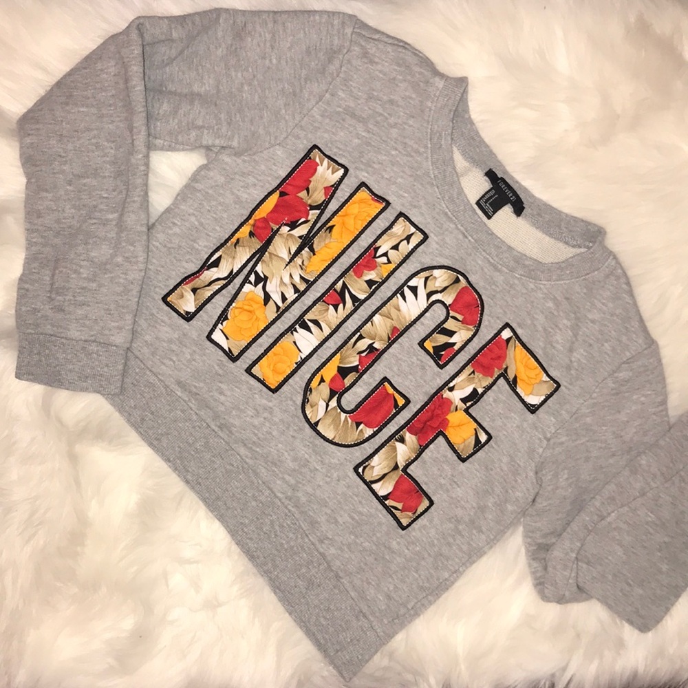 Long sleeve graphic top